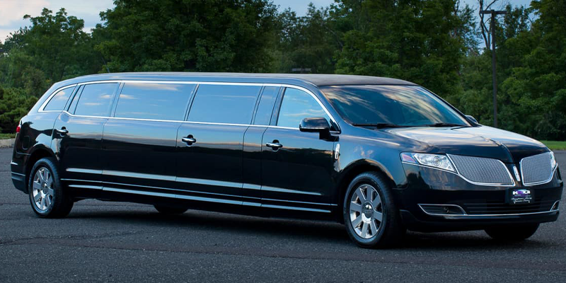 Lincoln MKT Luxury Stretch Limousine
